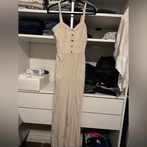 Beige jumpsuit, never worn